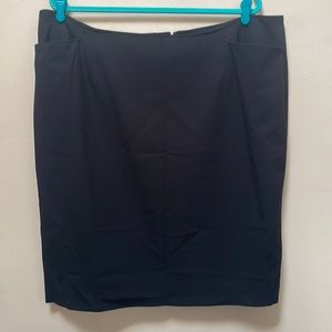 Apostrophe Plus 22w Black Pencil Skirt